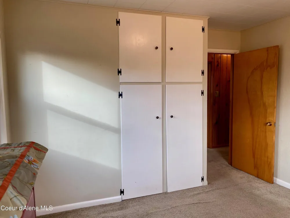 61 Whiskey Jack Road Sandpoint, ID 83864