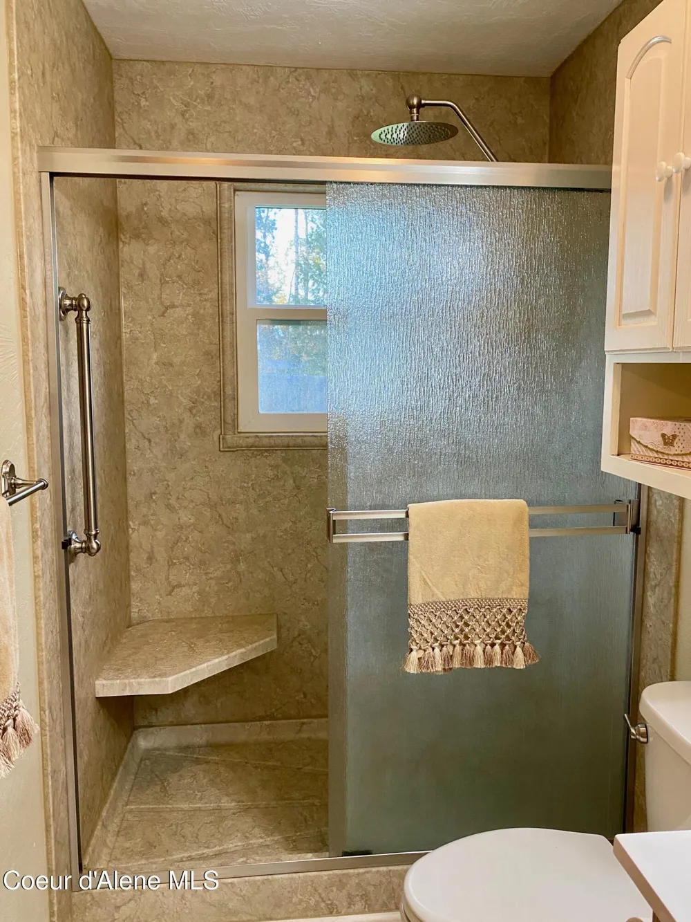 61 Whiskey Jack Road Sandpoint, ID 83864