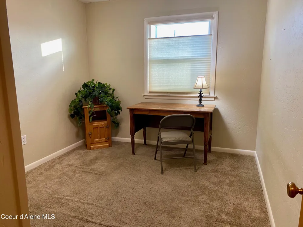 61 Whiskey Jack Road Sandpoint, ID 83864