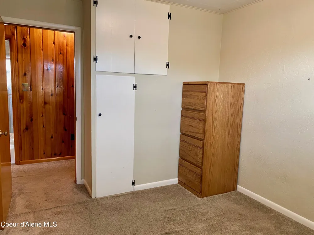 61 Whiskey Jack Road Sandpoint, ID 83864