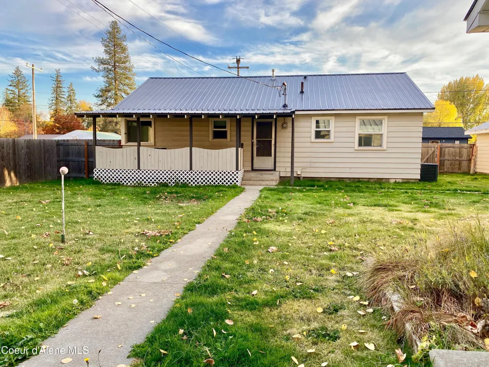61 Whiskey Jack Road Sandpoint, ID 83864