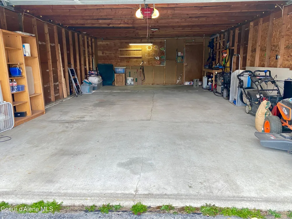 61 Whiskey Jack Road Sandpoint, ID 83864