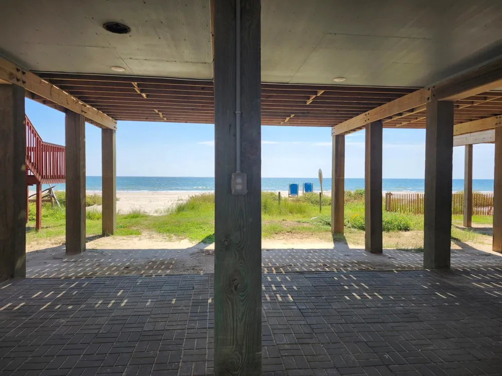 109 Santar Loop Surfside Beach, TX 77541