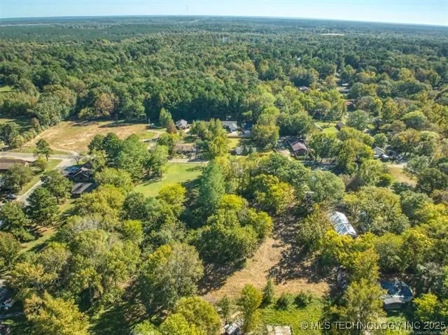 E 11th Street Broken Bow, OK 74728