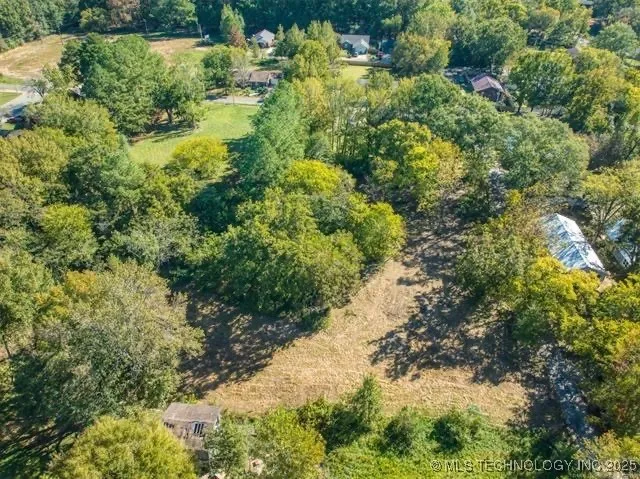 E 11th Street Broken Bow, OK 74728