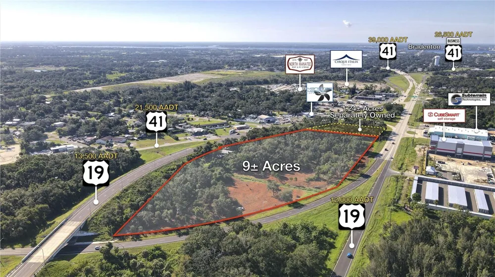 3945 US-41 Palmetto, FL 34221