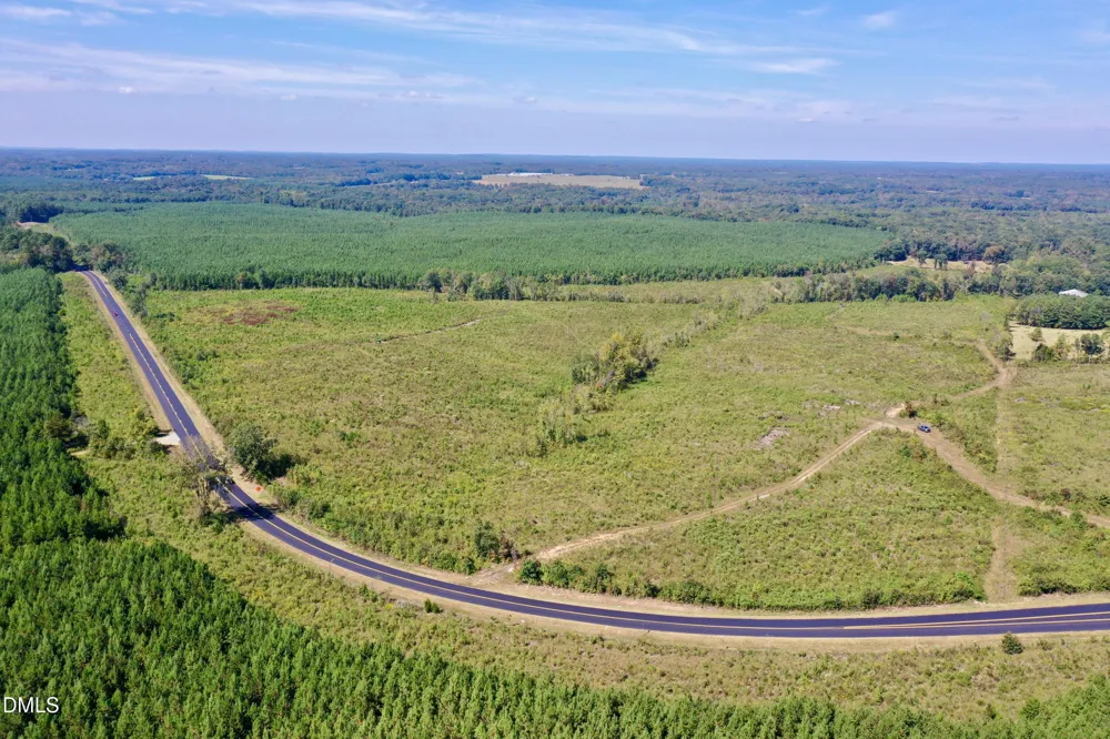 4093 Nc Highway 42 Goldston, NC 27252