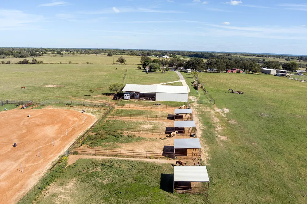 2542 Witter Road Lockhart, TX 78644