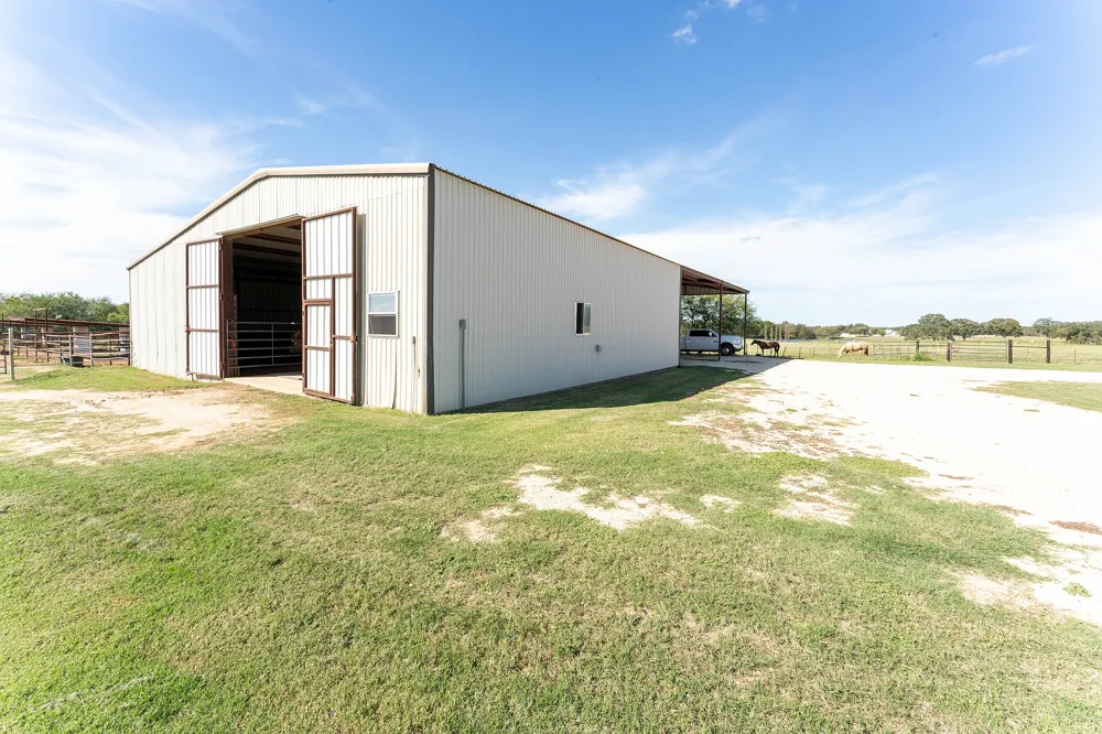 2542 Witter Road Lockhart, TX 78644