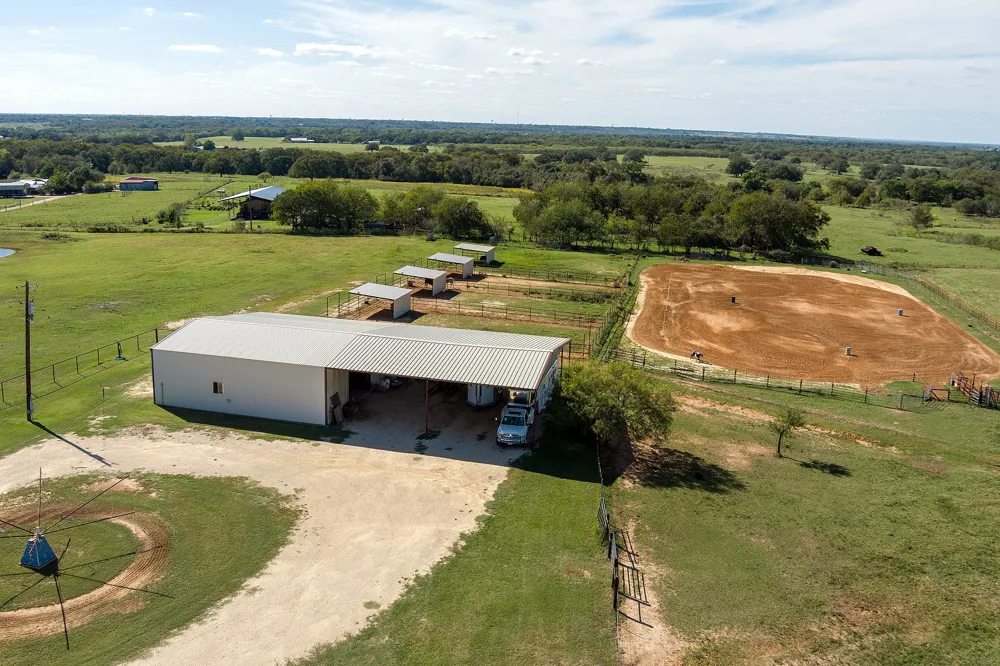 2542 Witter Road Lockhart, TX 78644