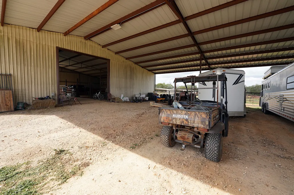 2542 Witter Road Lockhart, TX 78644