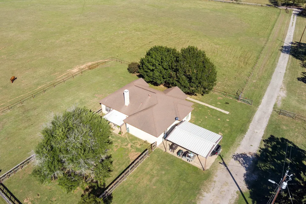 2542 Witter Road Lockhart, TX 78644