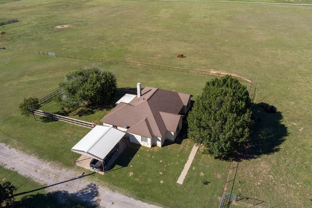 2542 Witter Road Lockhart, TX 78644