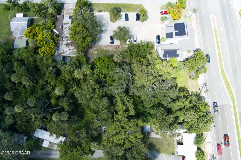 S Ridgewood Avenue South Daytona, FL 32119