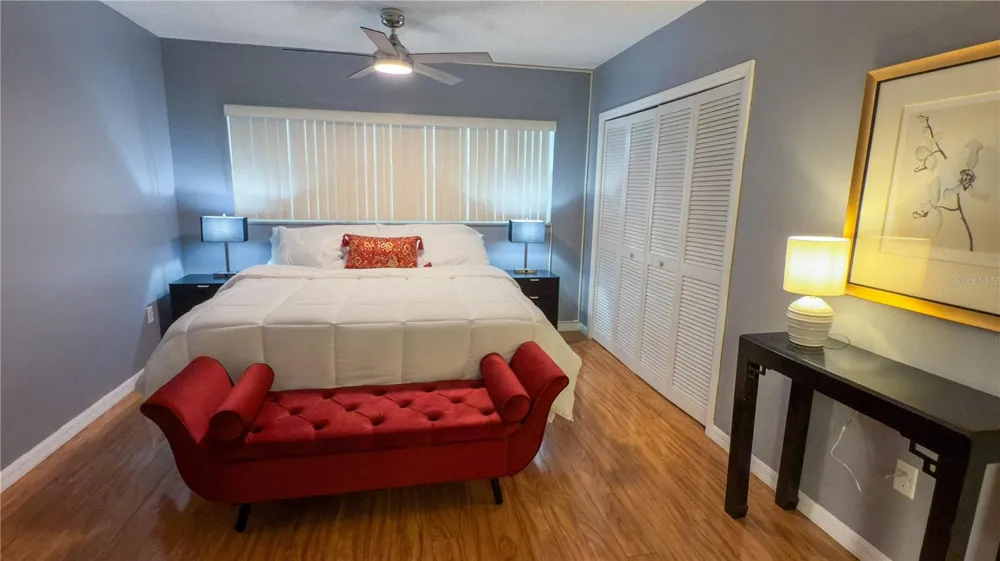 7461 W COUNTRY CLUB DRIVE #209 Sarasota, FL 34243