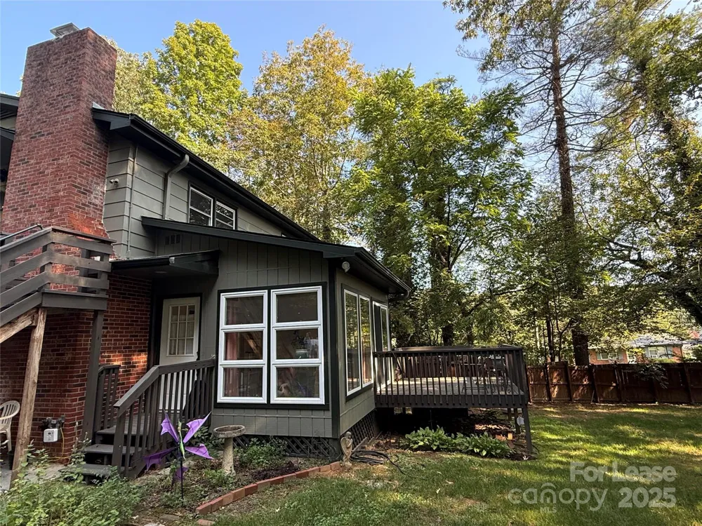 200 Daniel Drive Hendersonville, NC 28739