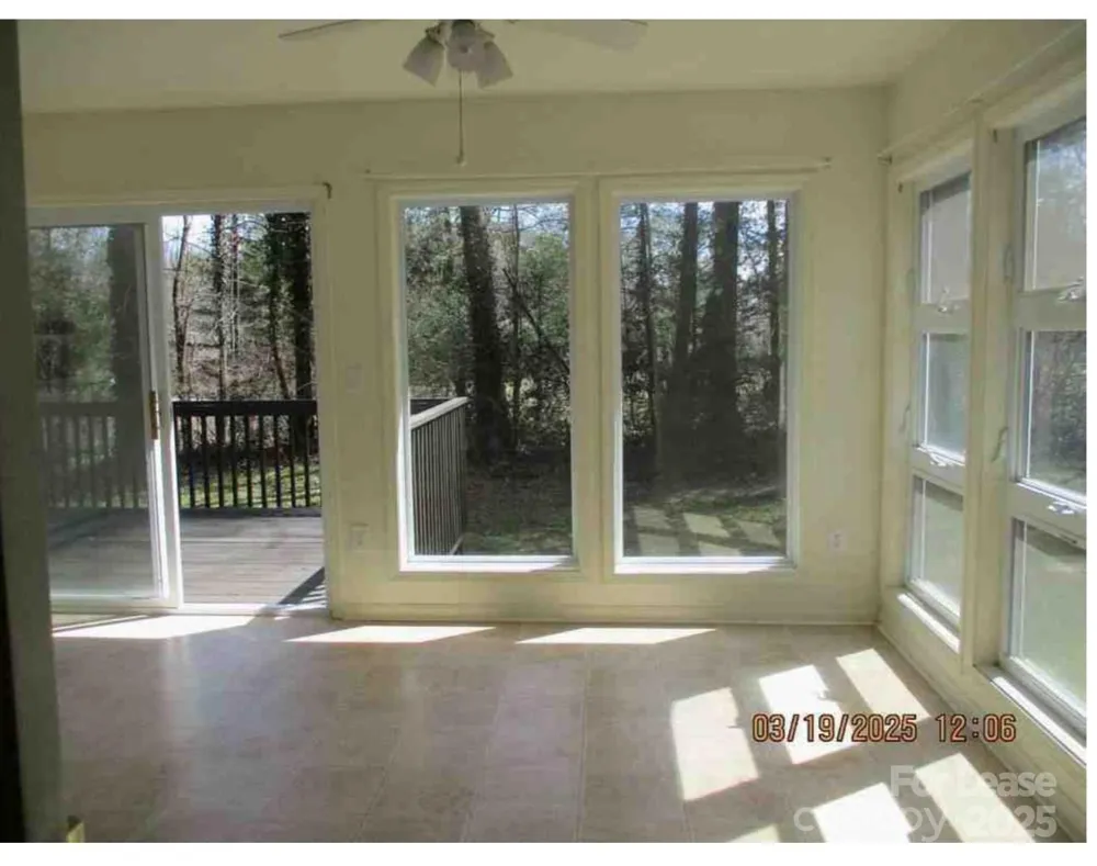 200 Daniel Drive Hendersonville, NC 28739