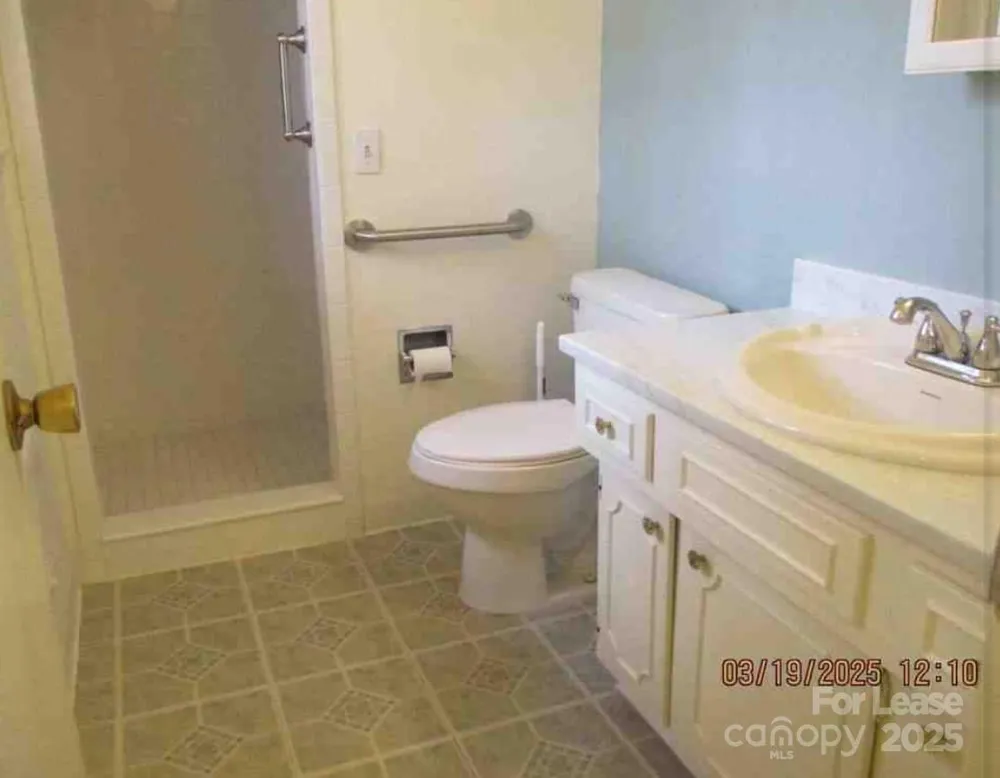 200 Daniel Drive Hendersonville, NC 28739