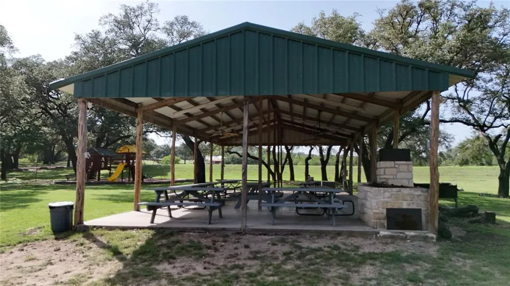 113 Woodhollow Drive Bertram, TX 78605