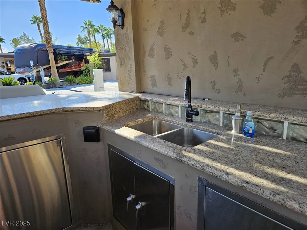 8175 Arville Street #141 Las Vegas, NV 89139