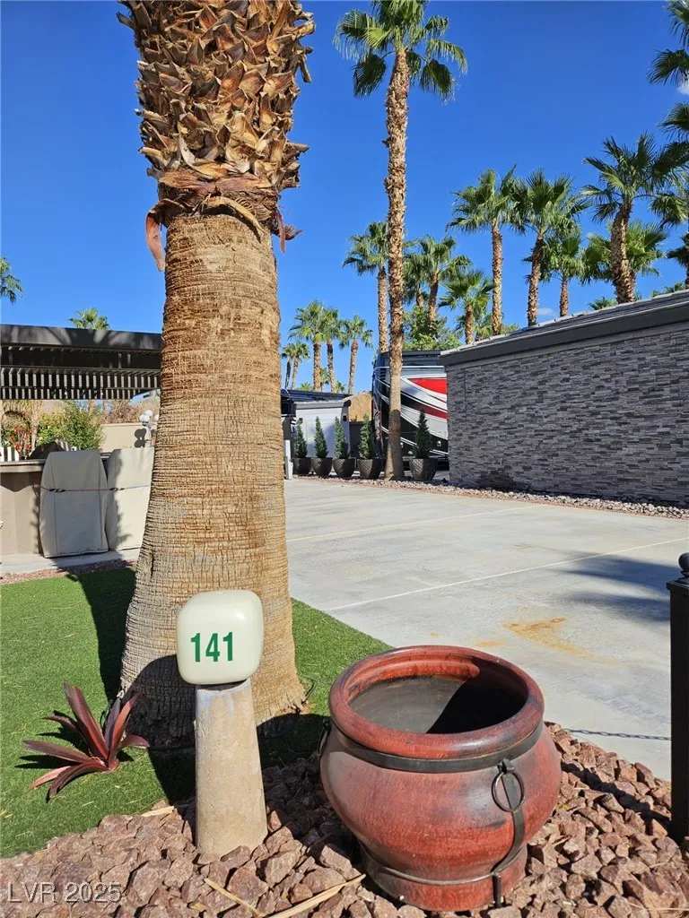 8175 Arville Street #141 Las Vegas, NV 89139