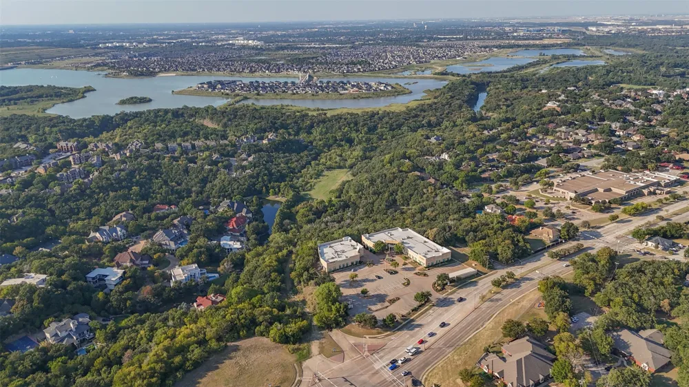 2031 Green Oaks Boulevard Arlington, TX 76006