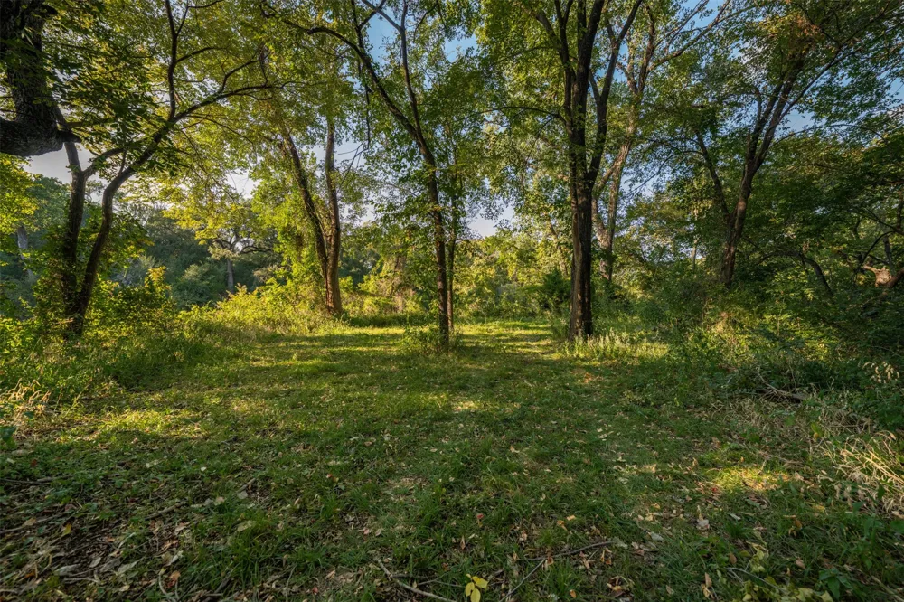 2031 Green Oaks Boulevard Arlington, TX 76006