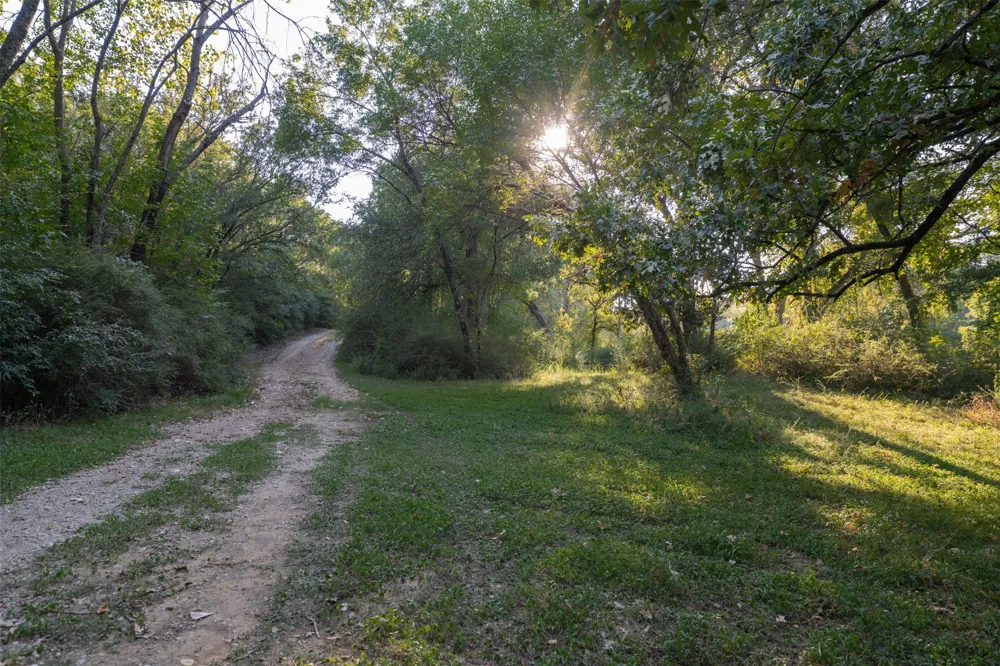 2031 Green Oaks Boulevard Arlington, TX 76006