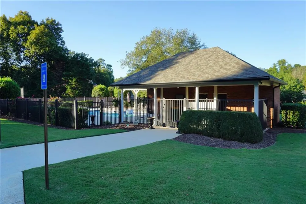 280 Vidaulan Court Johns Creek, GA 30022