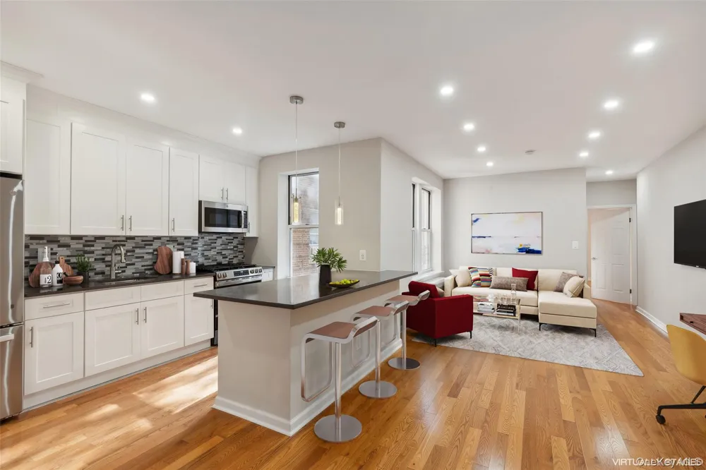 34-59 89th Street #6E Jackson Heights, NY 11372