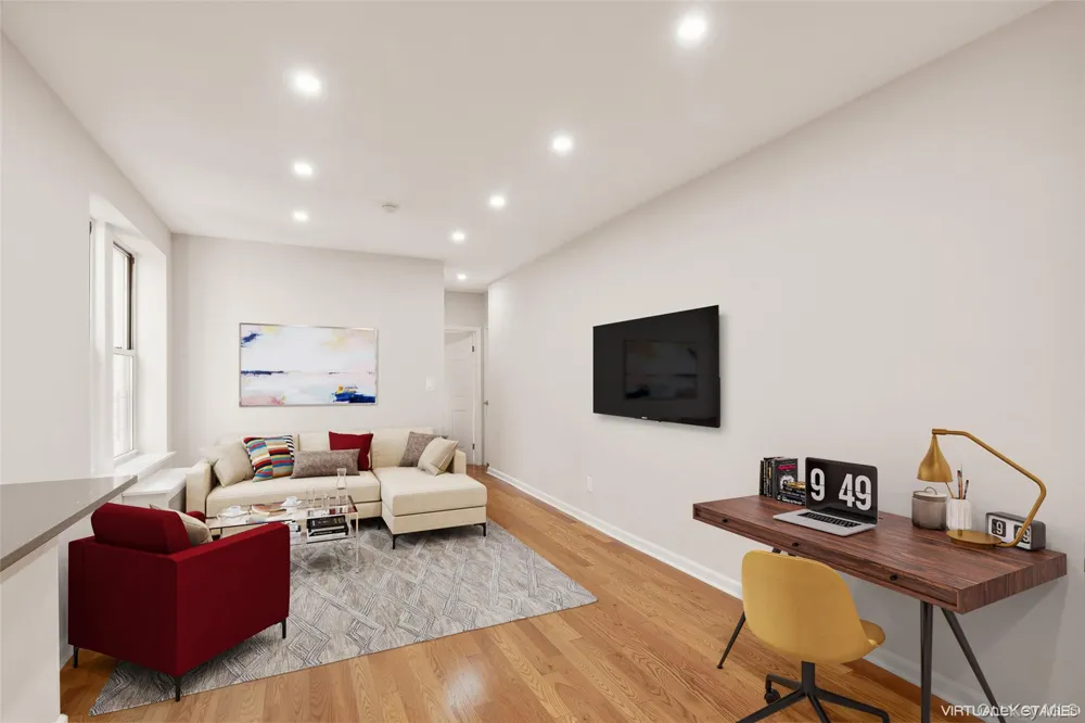 34-59 89th Street #6E Jackson Heights, NY 11372