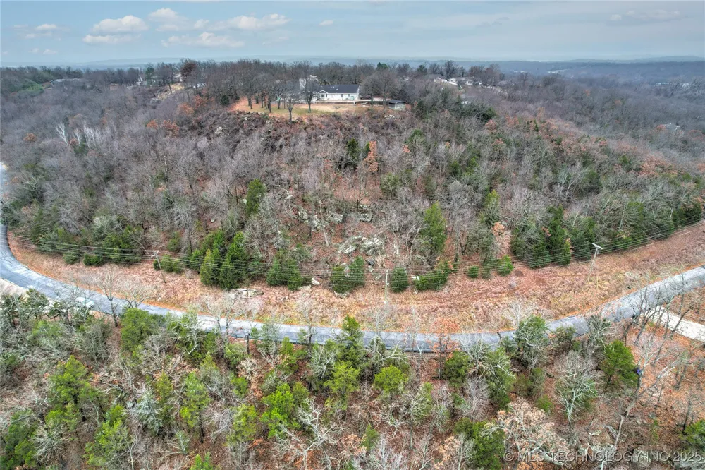 2496 W Lakeshore Drive Cleveland, OK 74020