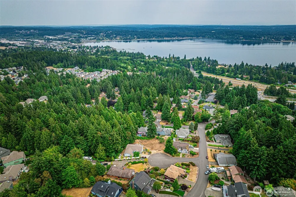 8110 Lorie Court NW Silverdale, WA 98383