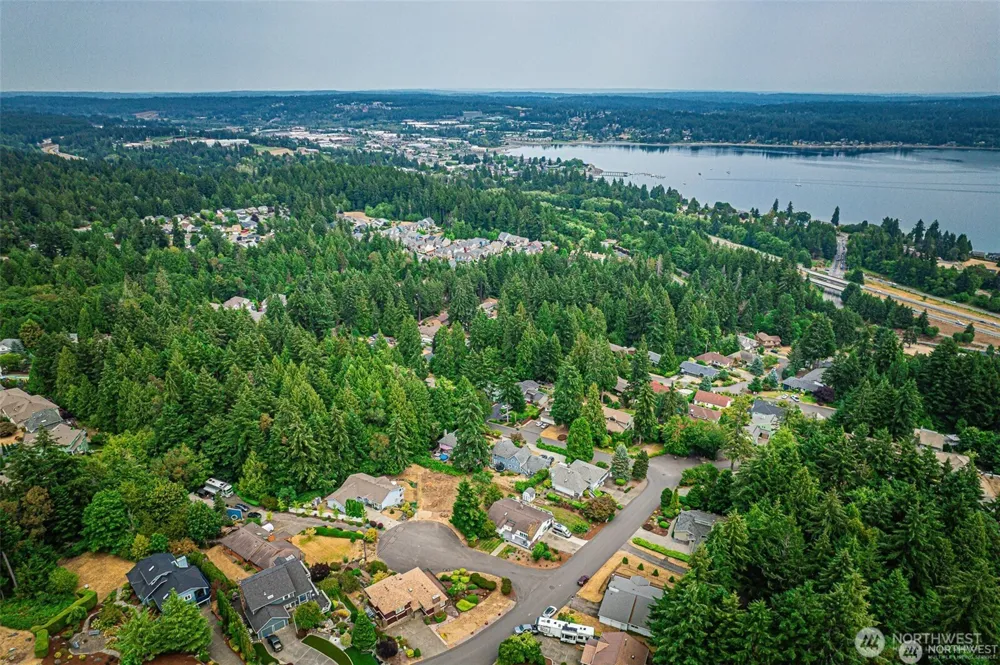 8110 Lorie Court NW Silverdale, WA 98383