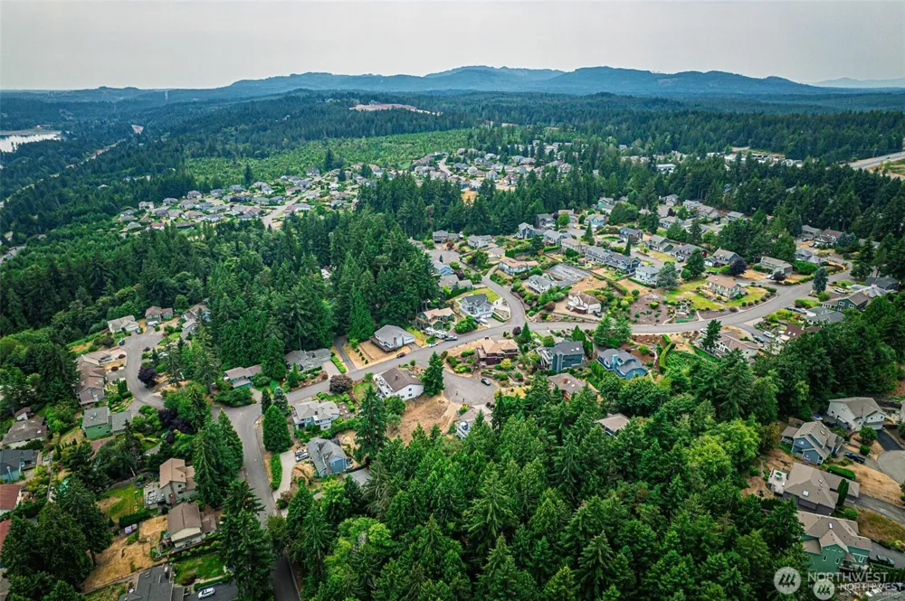 8110 Lorie Court NW Silverdale, WA 98383