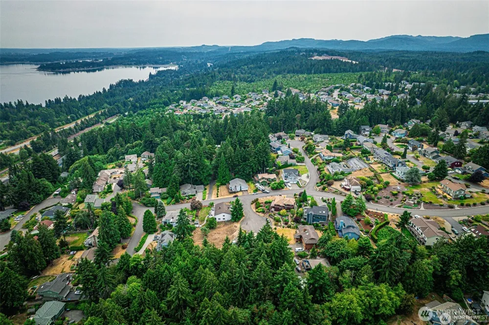 8110 Lorie Court NW Silverdale, WA 98383