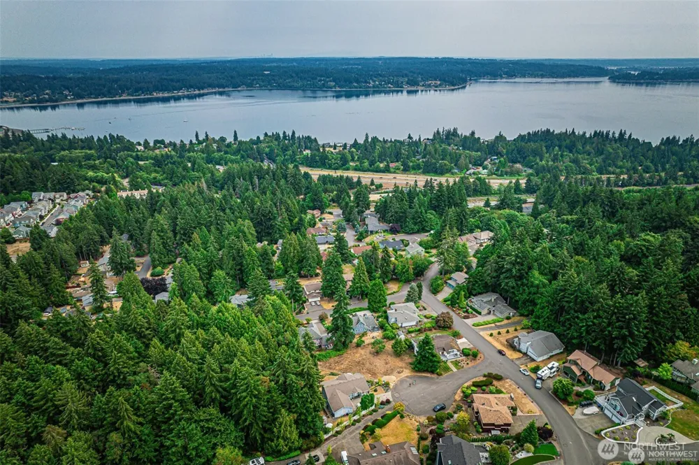8110 Lorie Court NW Silverdale, WA 98383