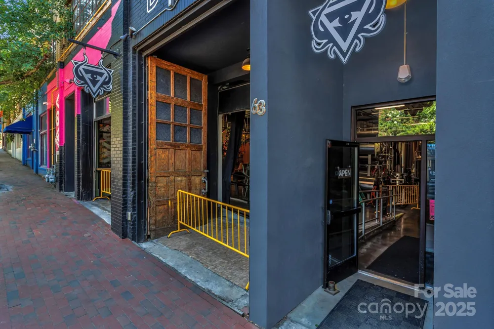 59 College Street #402 Asheville, NC 28801