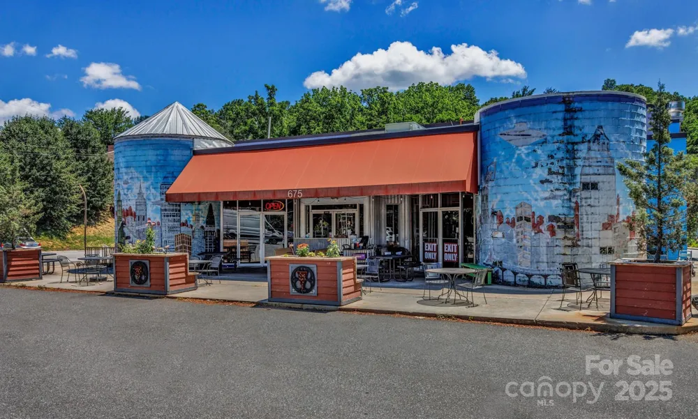 59 College Street #402 Asheville, NC 28801