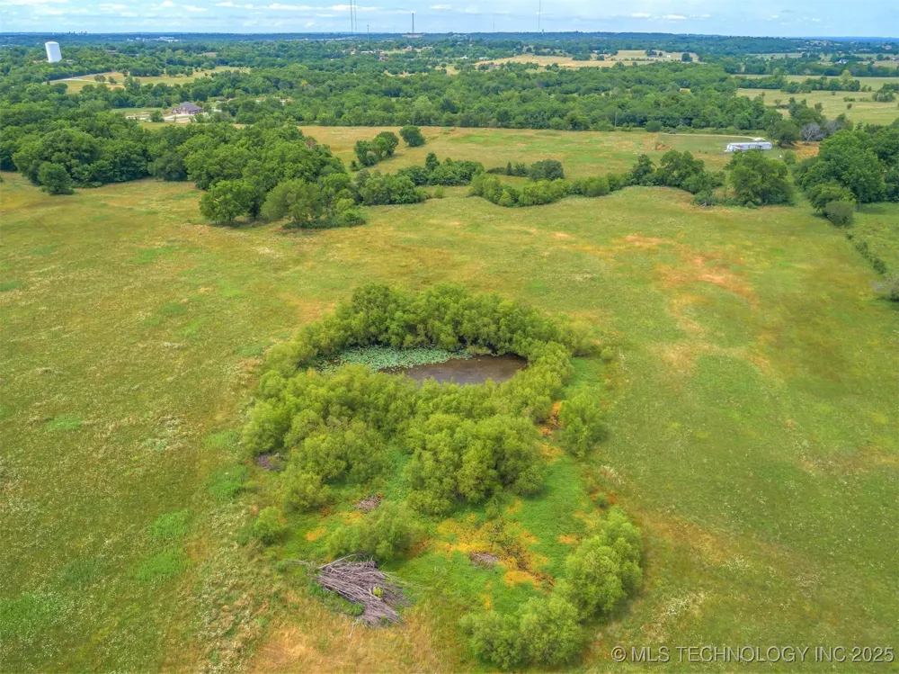 S 289th EastAvenue Coweta, OK 74429