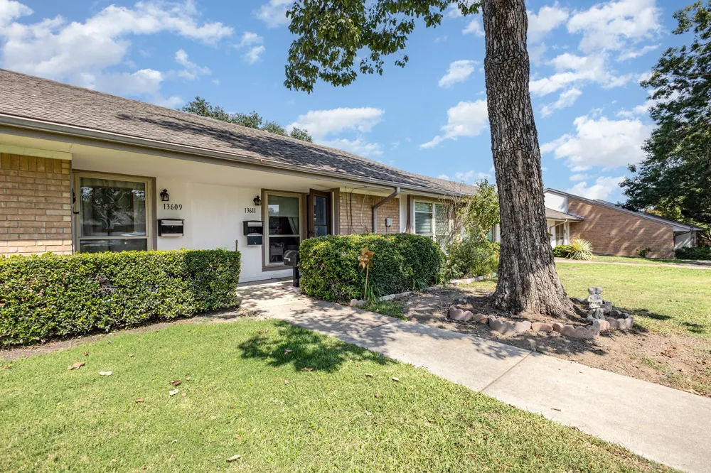 13611 Flagstone Lane