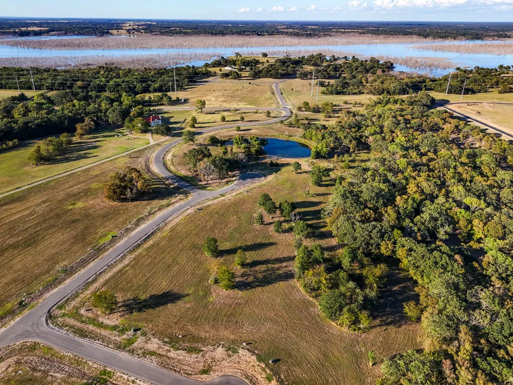 680 Bois d'Arc Lane Dodd City, TX 75438