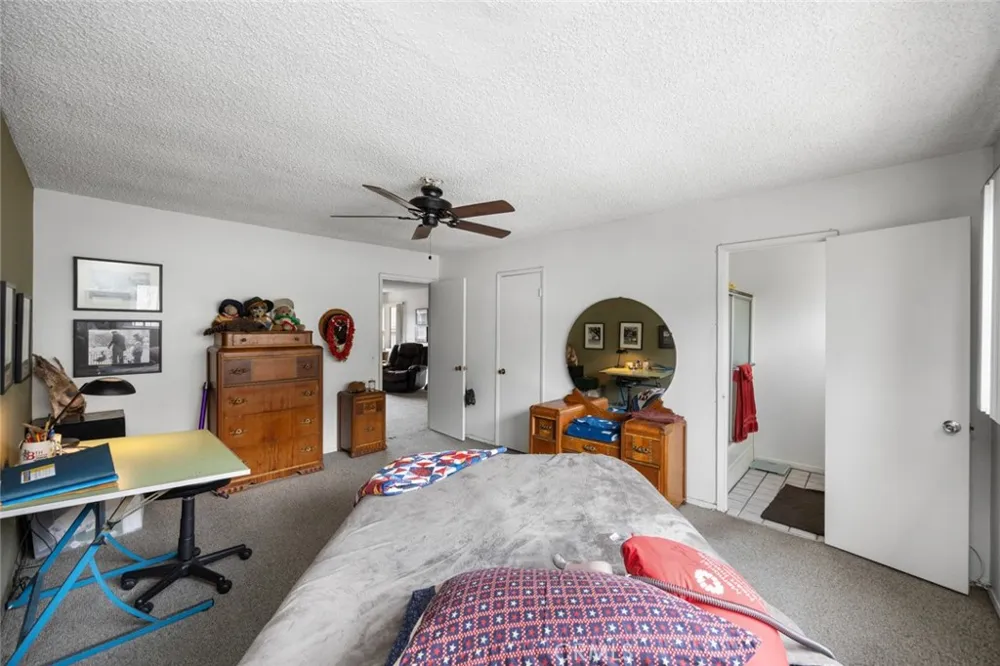 2150 Ohio #E Signal Hill, CA 90755