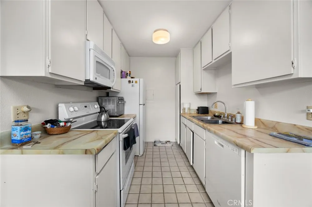 2150 Ohio #E Signal Hill, CA 90755