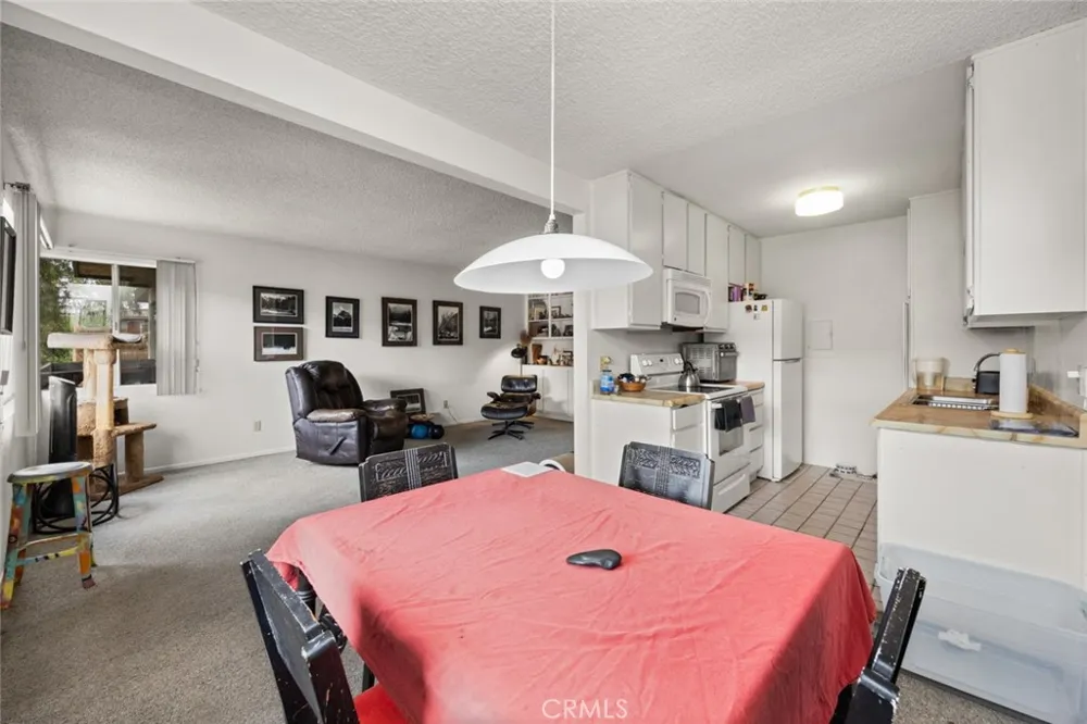 2150 Ohio #E Signal Hill, CA 90755