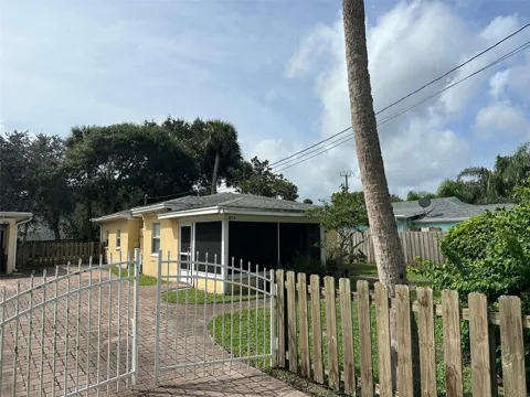 401 OAKWOOD AVENUE #A