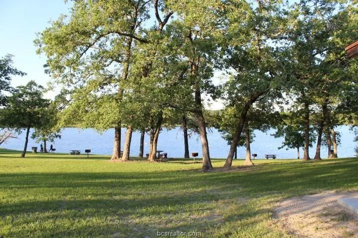 Golfview N Drive Normangee, TX 77871