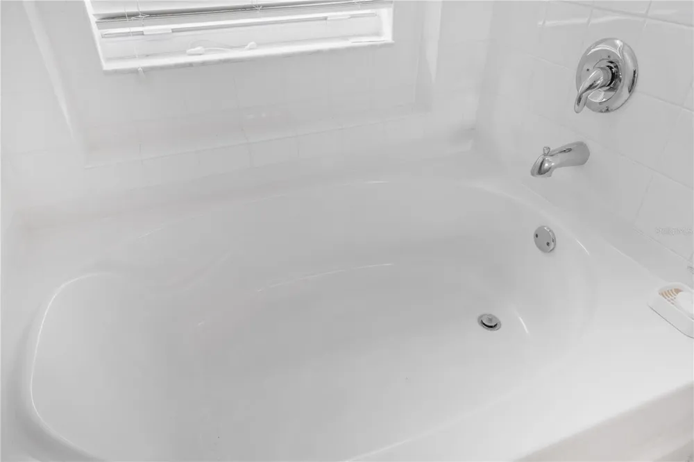 6923 WATERBROOK COURT Gibsonton, FL 33534
