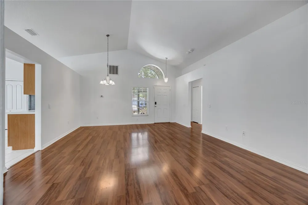 6923 WATERBROOK COURT Gibsonton, FL 33534
