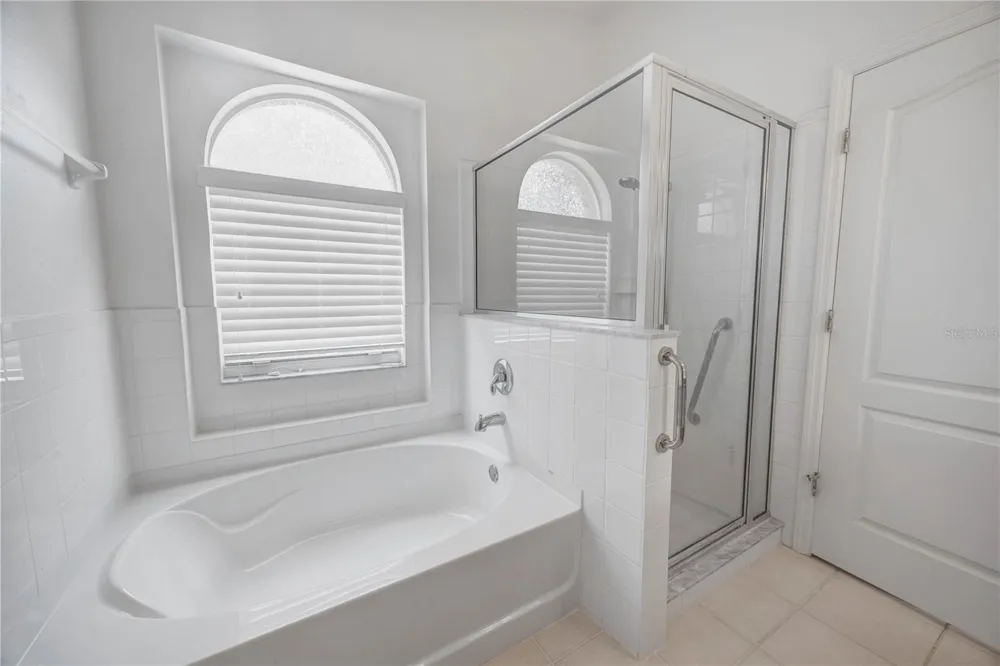 6923 WATERBROOK COURT Gibsonton, FL 33534
